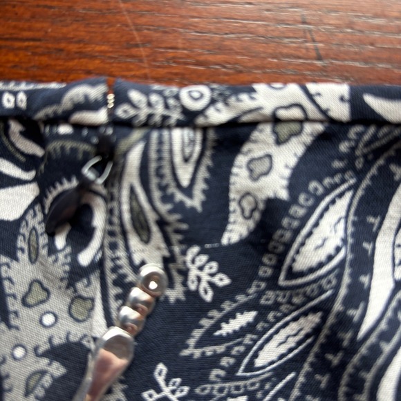 Pendleton Silk Wool Chic Cottagecore Paisley Midi Skirt Navy Blue Grey White XL - Picture 7 of 8